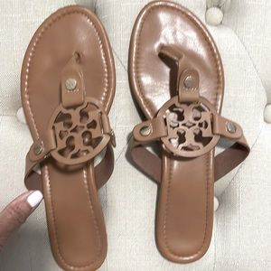 Tory Burch look alike sandals. Size 9